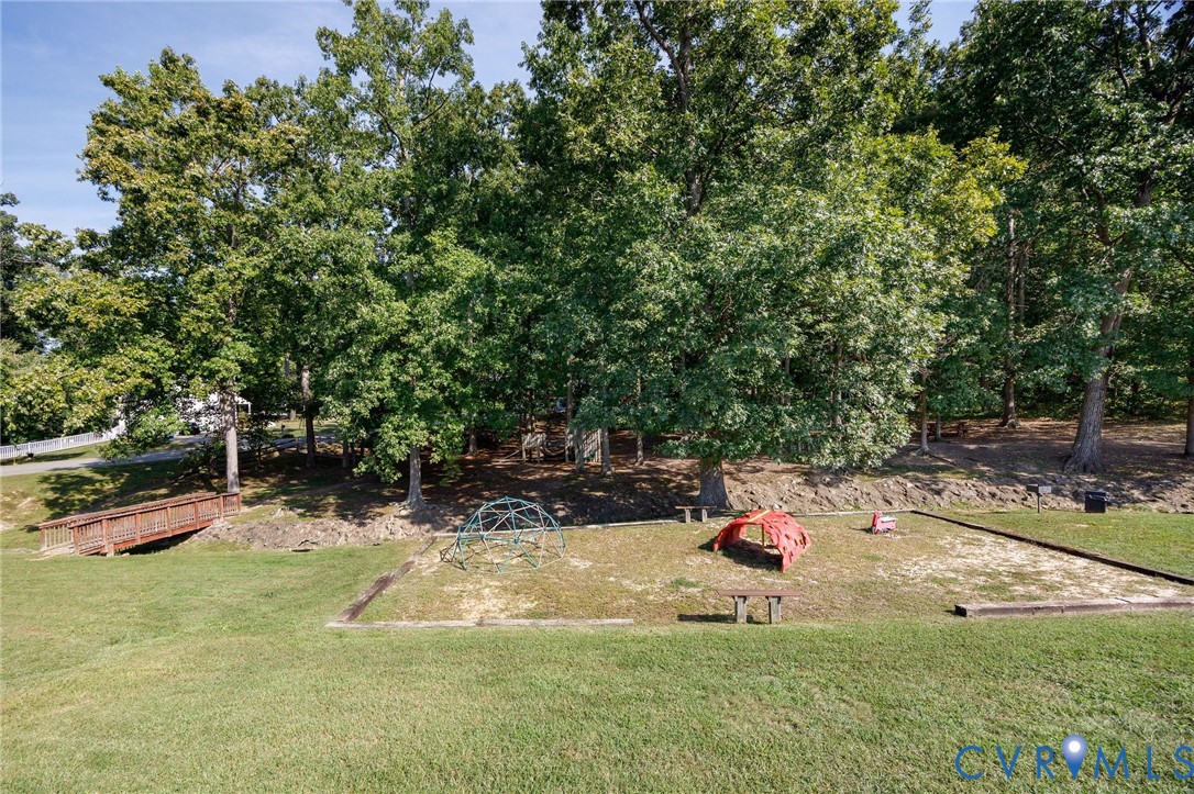 1433 Shirlton Rd
