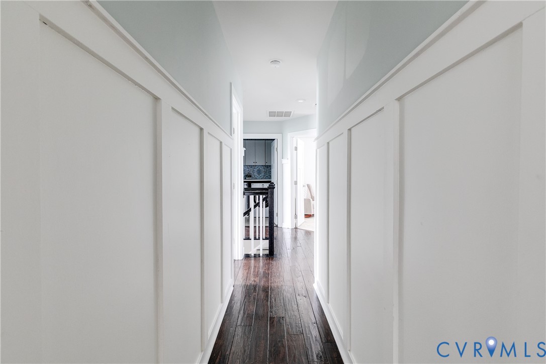 4043 Cambrian Cir
