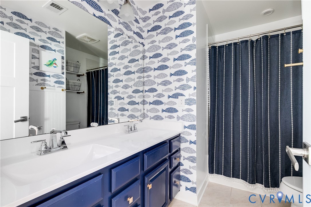 4043 Cambrian Cir