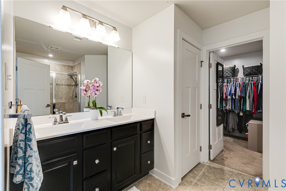 4043 Cambrian Cir