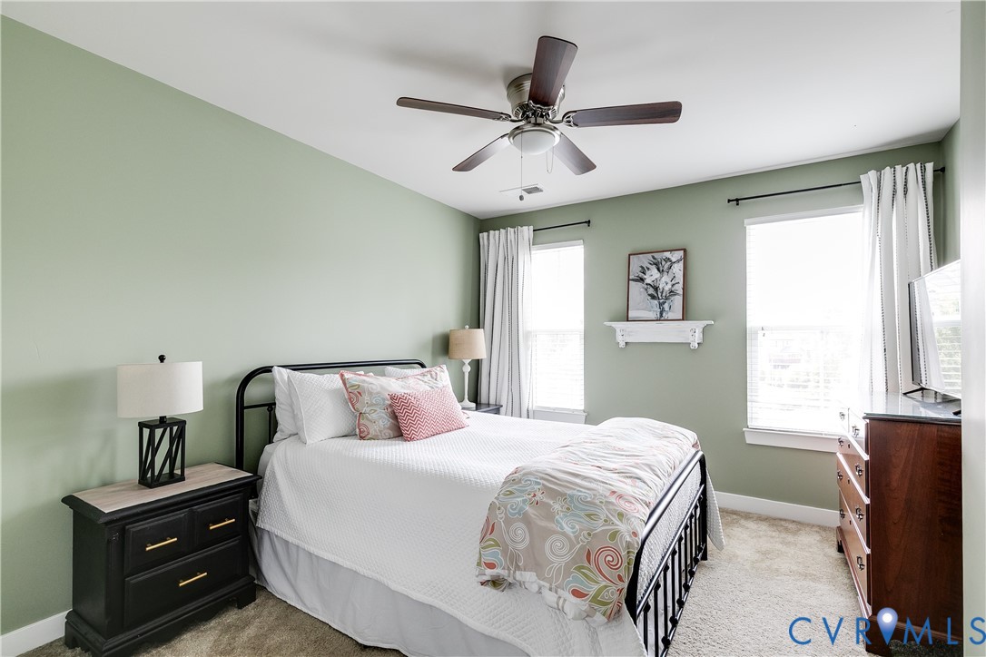 4043 Cambrian Cir