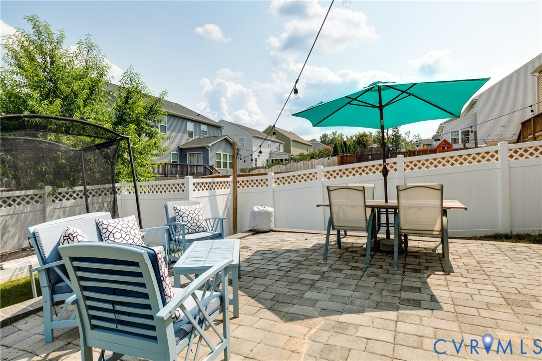 4043 Cambrian Cir