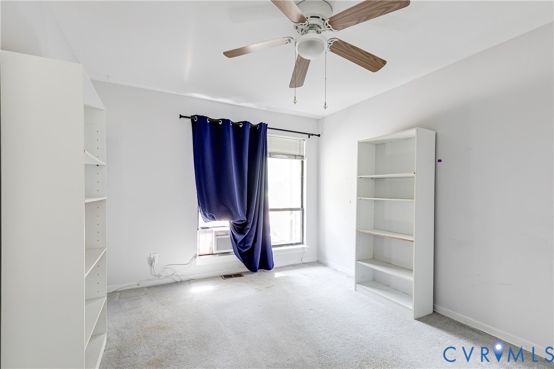 702 Gordon School Ct