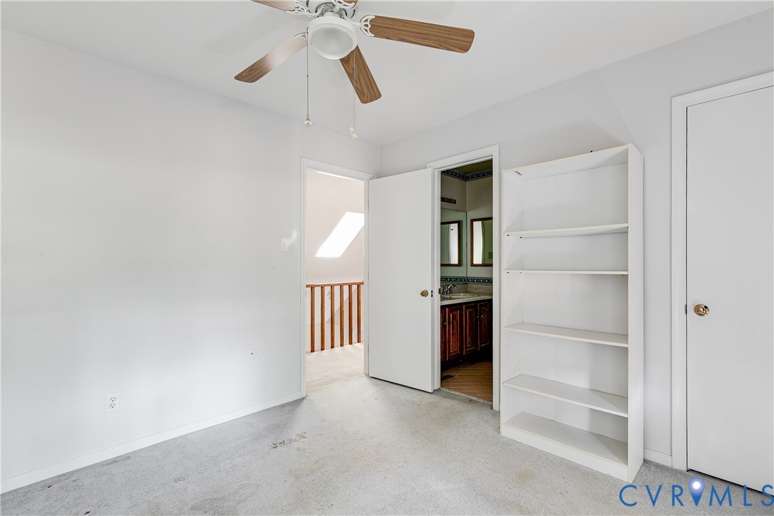 702 Gordon School Ct
