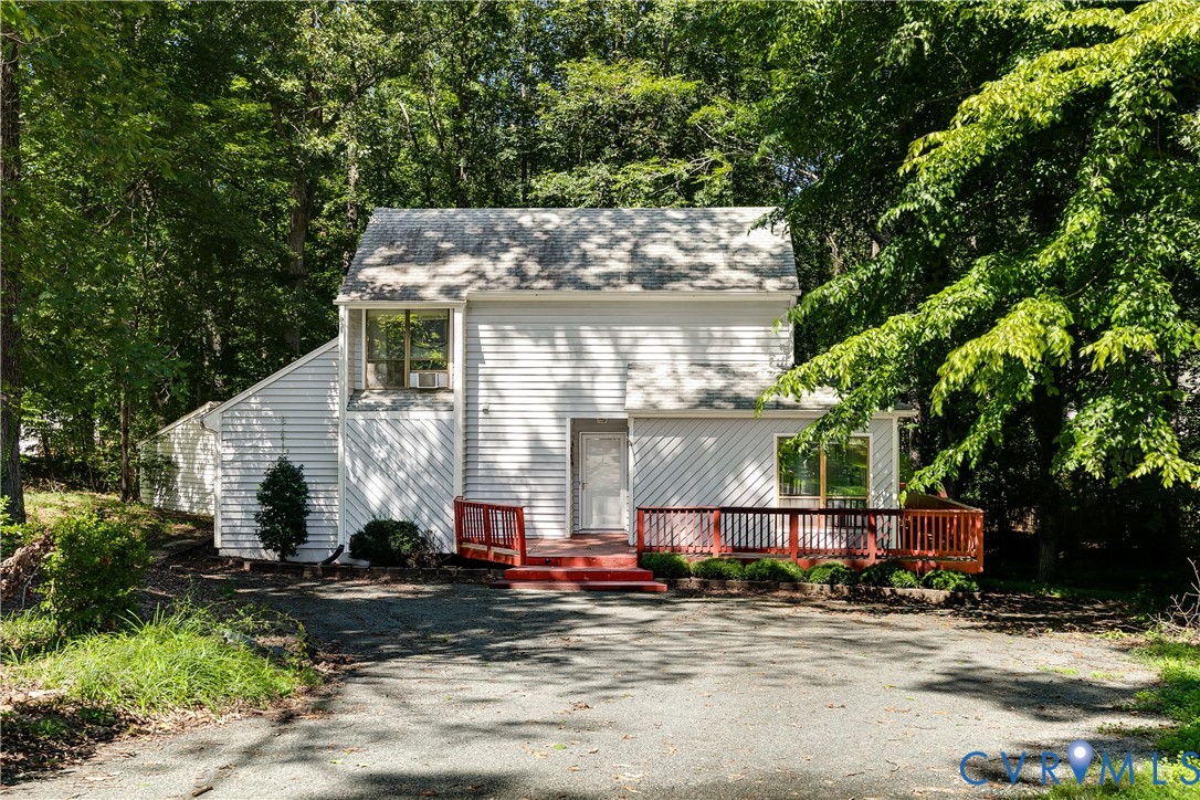702 Gordon School Ct
