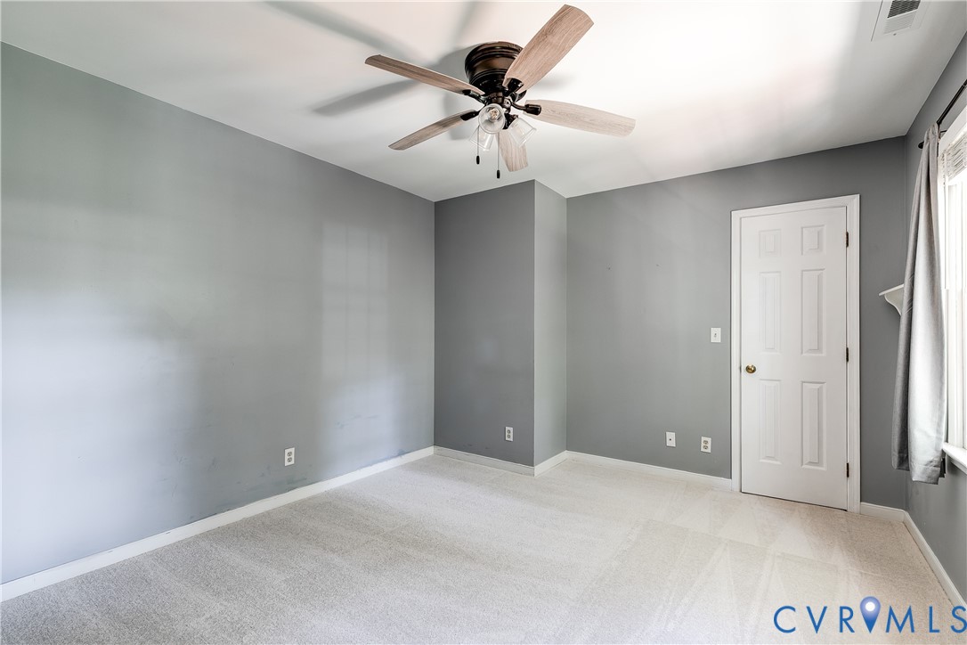1013 Coralberry Dr