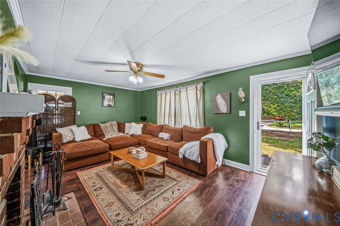 25014 Ferndale Rd