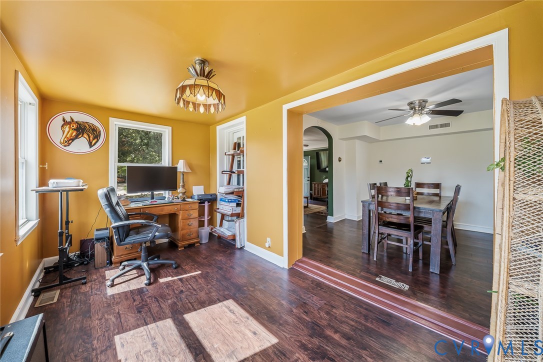 25014 Ferndale Rd