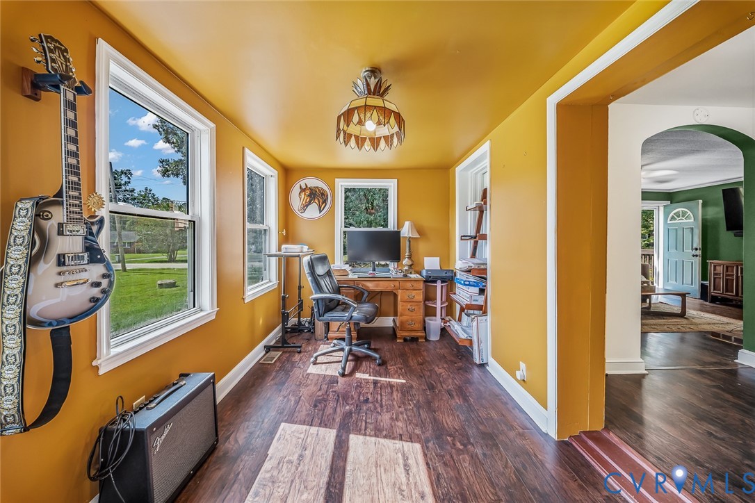 25014 Ferndale Rd