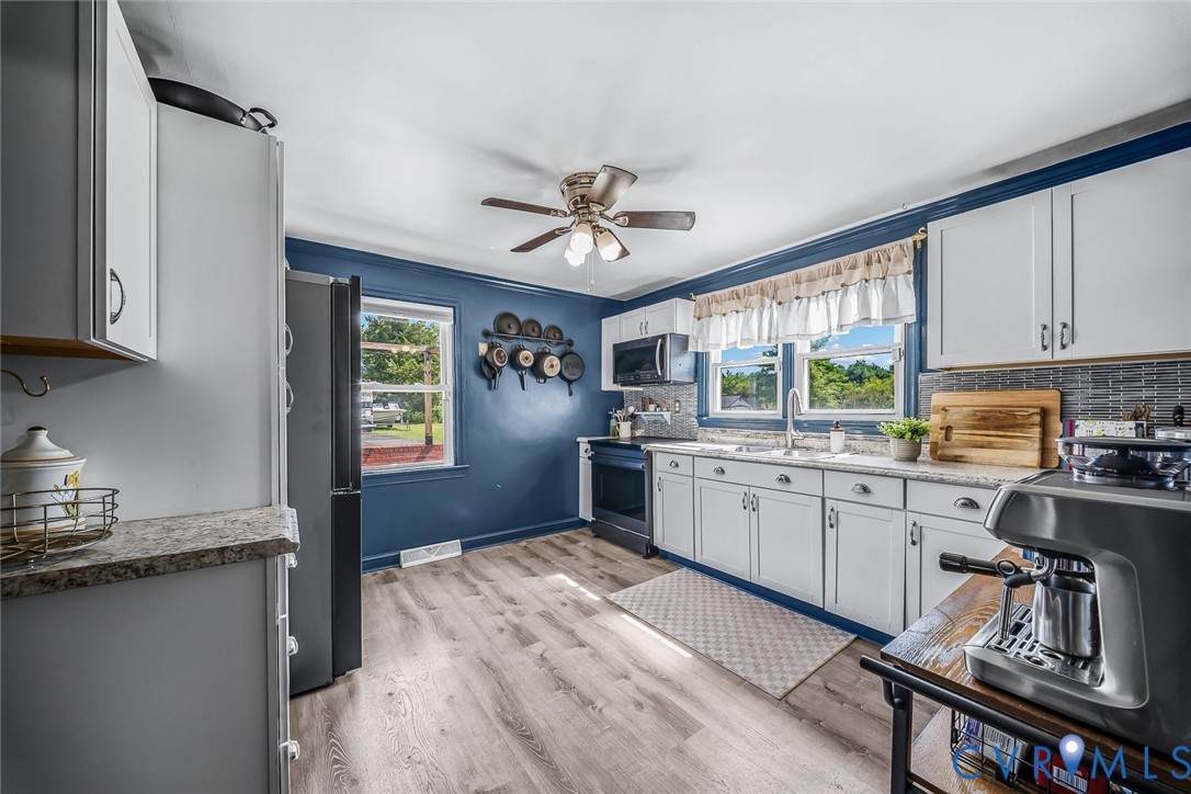 25014 Ferndale Rd