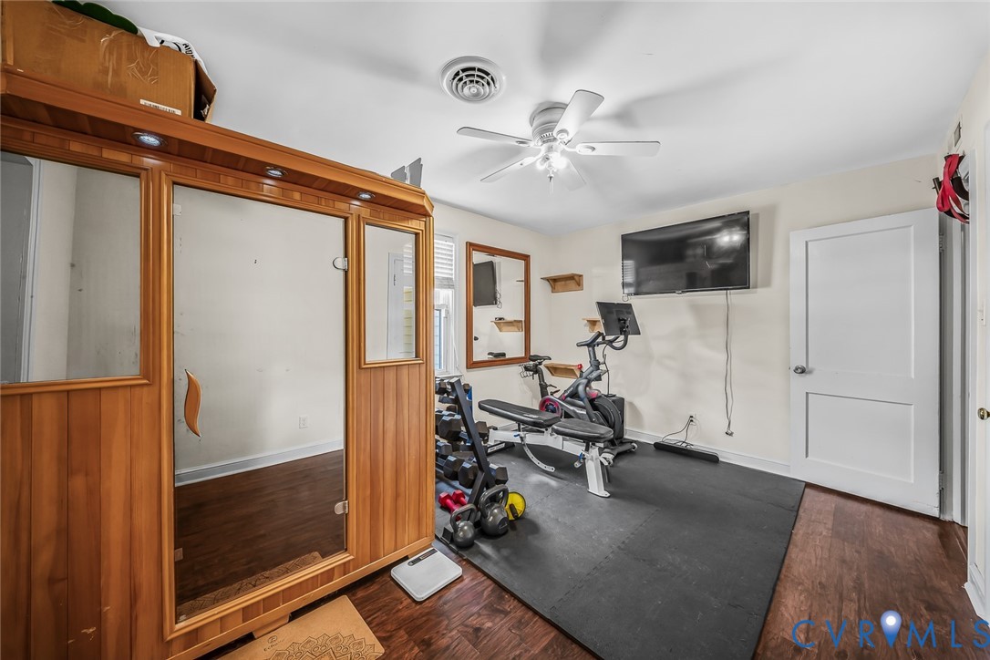 25014 Ferndale Rd
