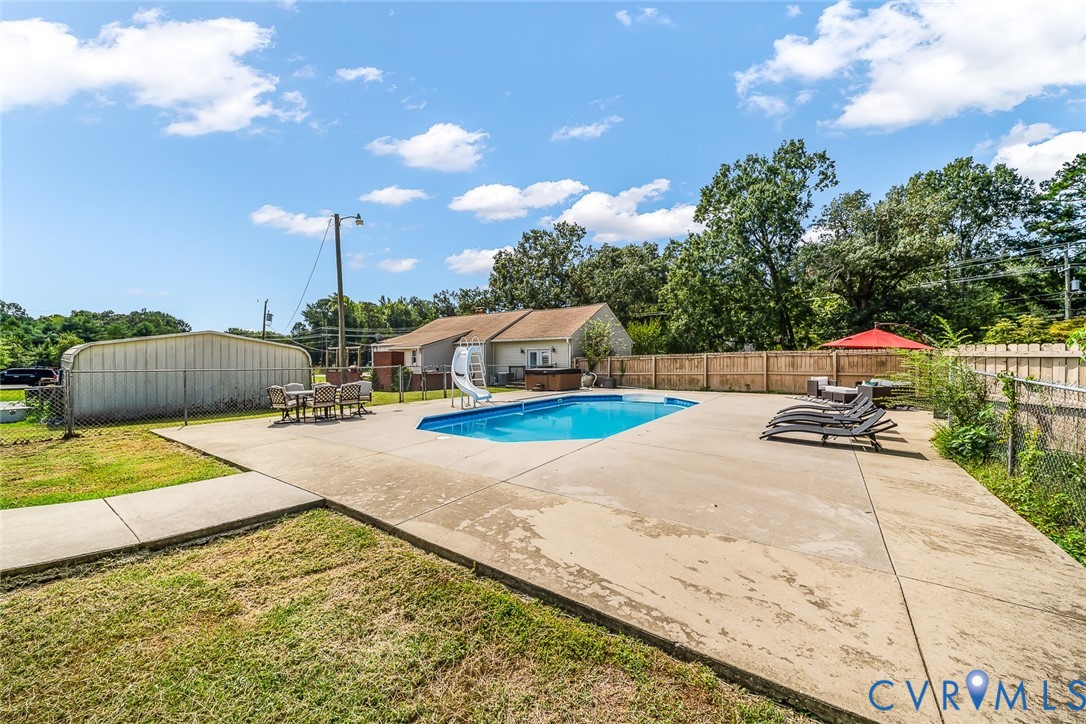 25014 Ferndale Rd