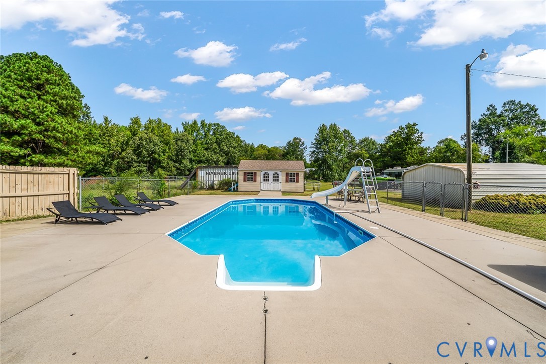 25014 Ferndale Rd