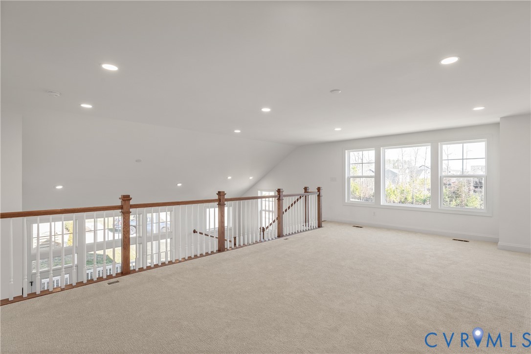 15700 Cedarville Dr