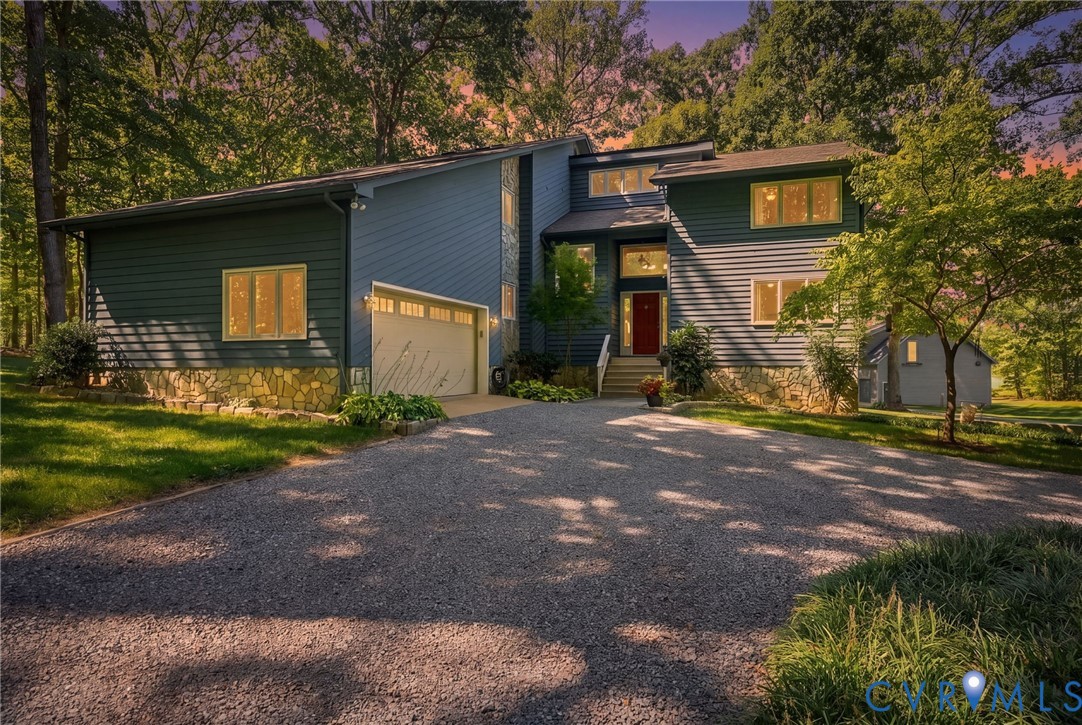 1077 Copper Line Rd Bumpass VA