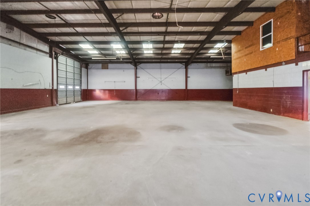 563 Fox Ln