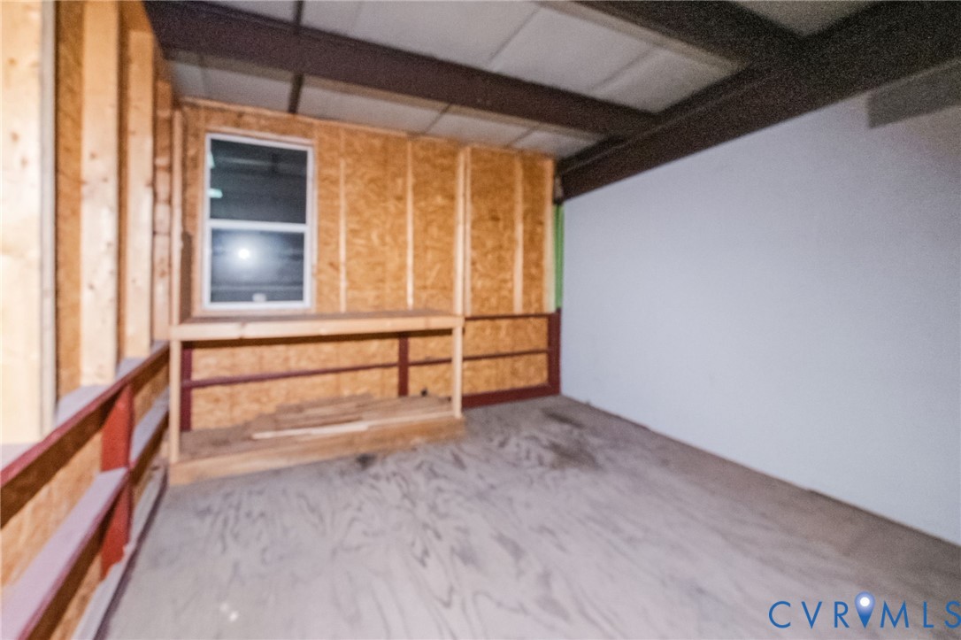 563 Fox Ln