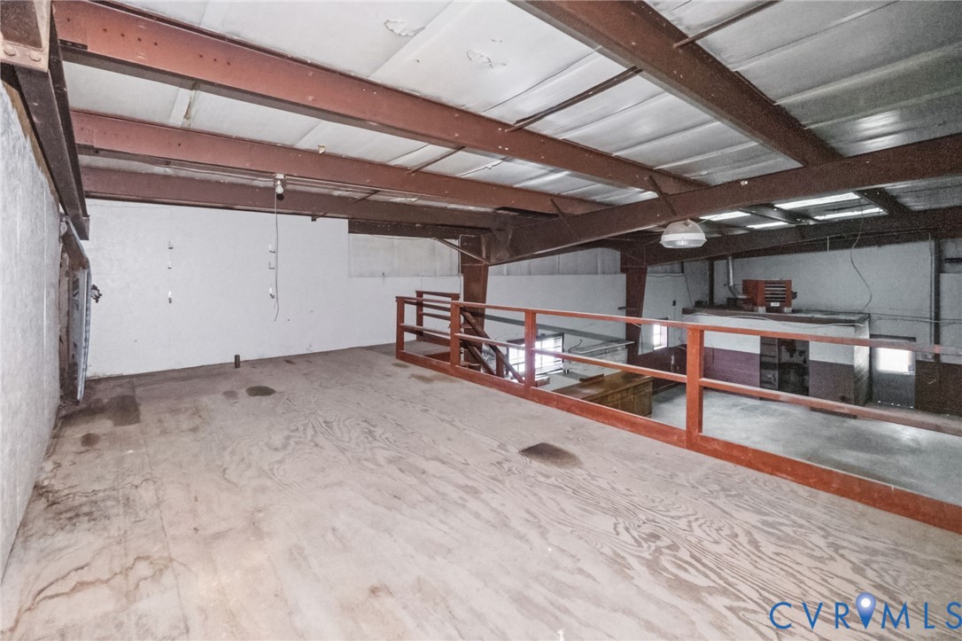 563 Fox Ln