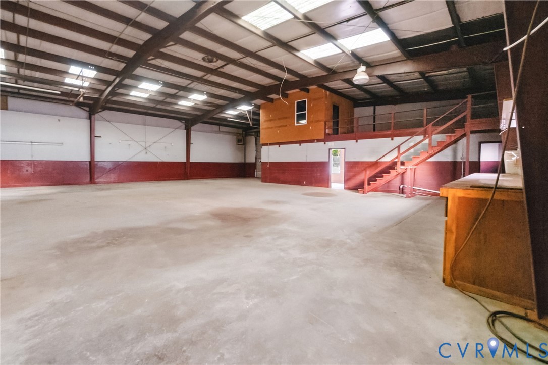 563 Fox Ln