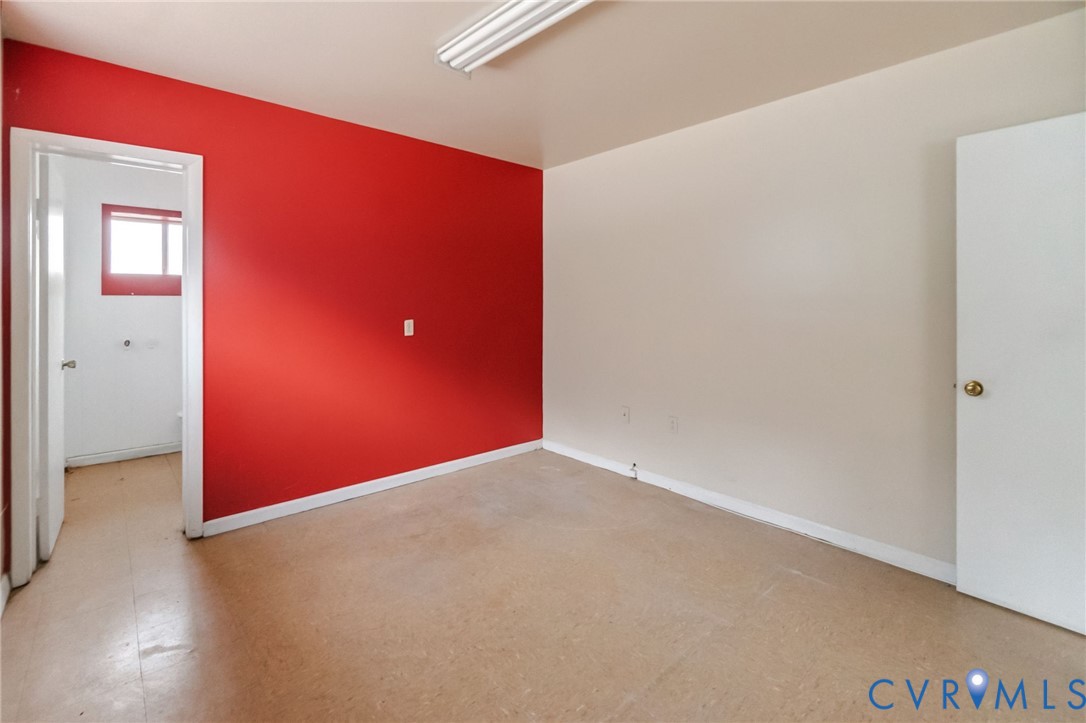 563 Fox Ln