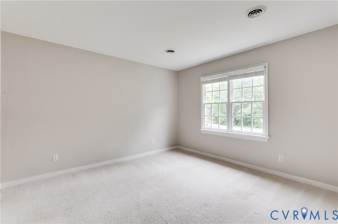 3223 Sherwood Ridge Dr