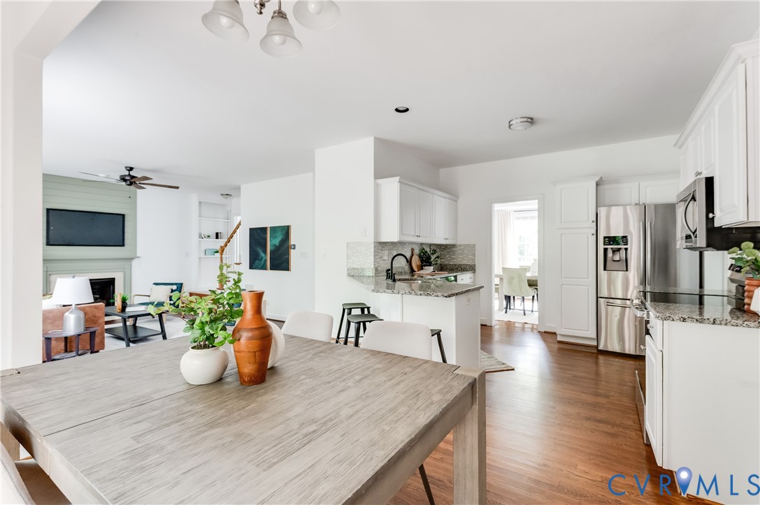 3223 Sherwood Ridge Dr