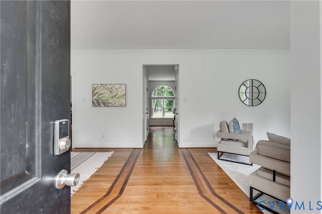 3223 Sherwood Ridge Dr