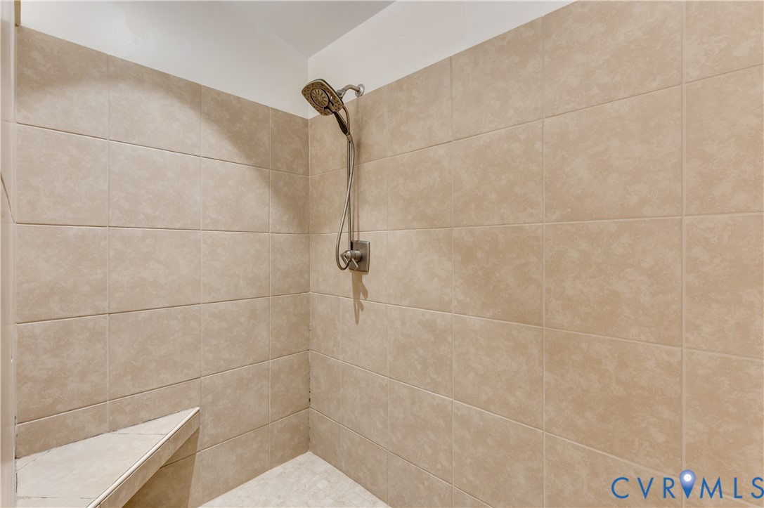3223 Sherwood Ridge Dr