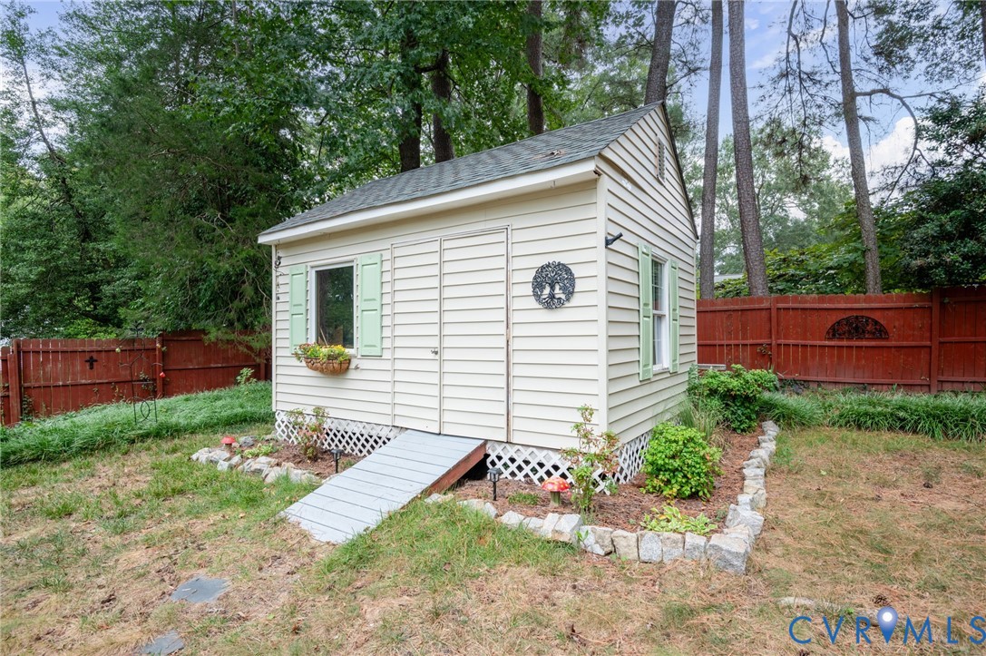 3353 Warner Rd