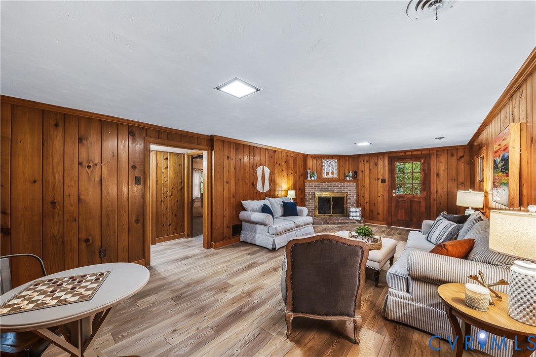 7548 Piney Branch Rd