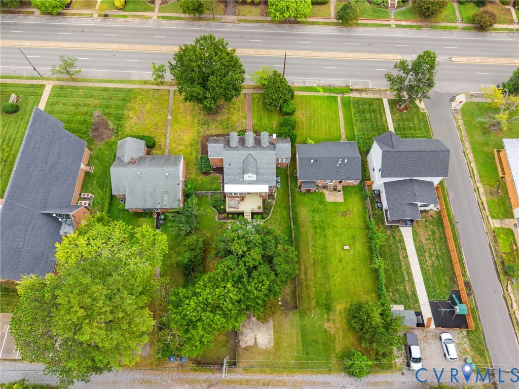 4905 Patterson Ave