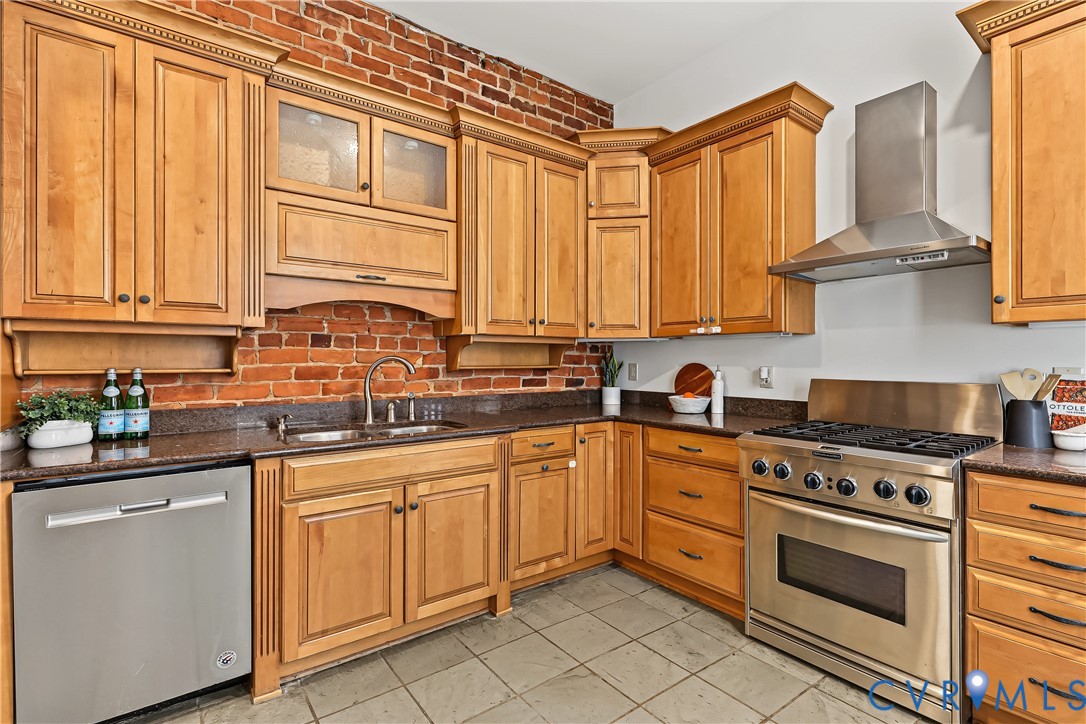 1408 Floyd Ave