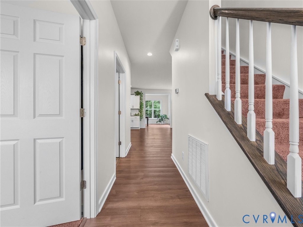 5124 Laurel Park Ct