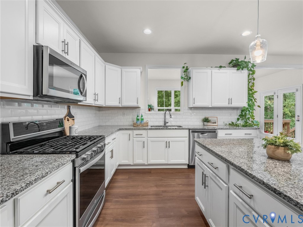 5124 Laurel Park Ct