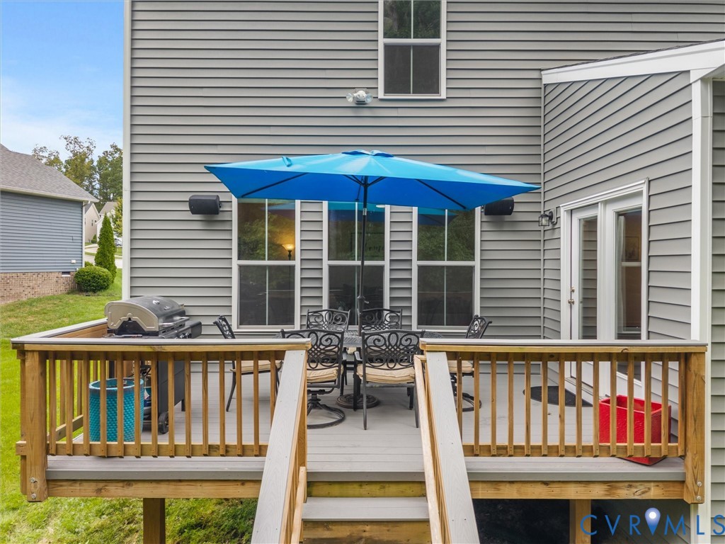5124 Laurel Park Ct