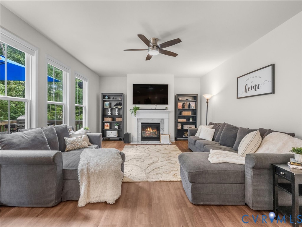 5124 Laurel Park Ct