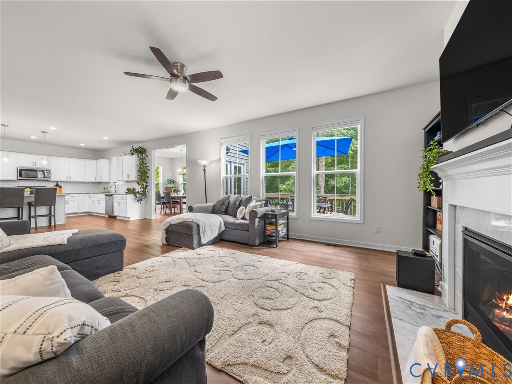 5124 Laurel Park Ct