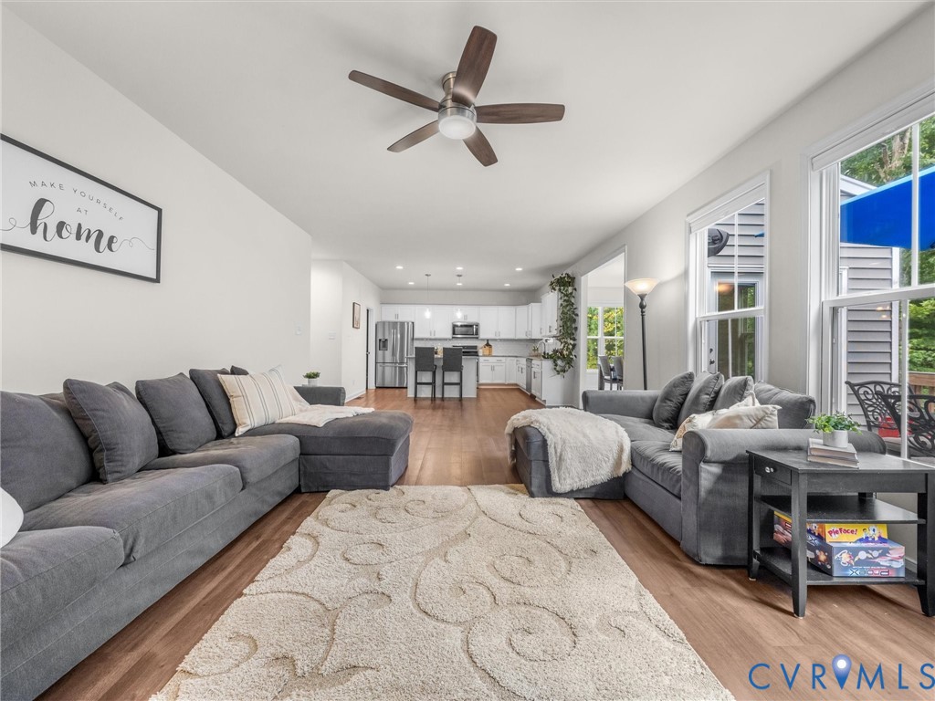 5124 Laurel Park Ct