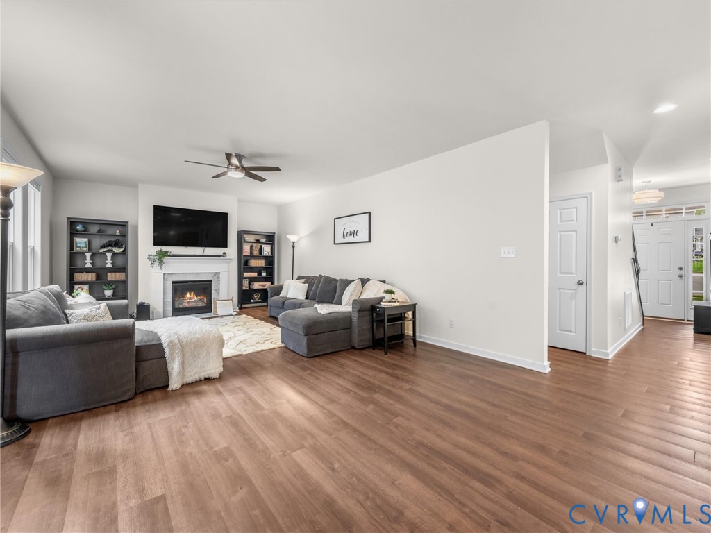 5124 Laurel Park Ct