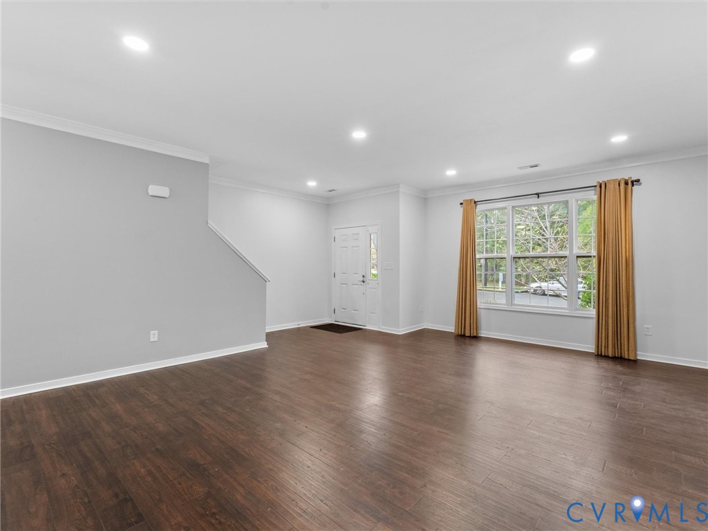 9202 Old Mayland Way
