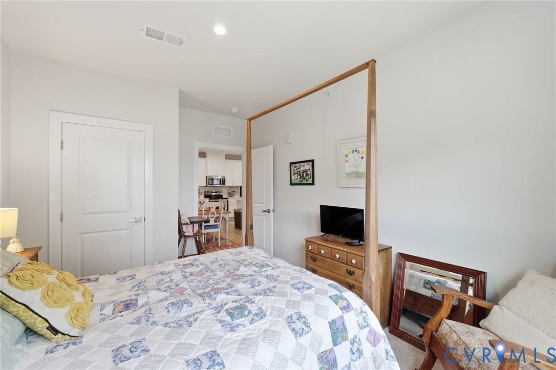 15801 Hallowell Rdg Unit#304