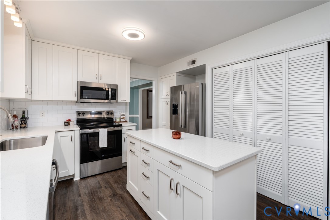 2305 Turtle Hill Ct