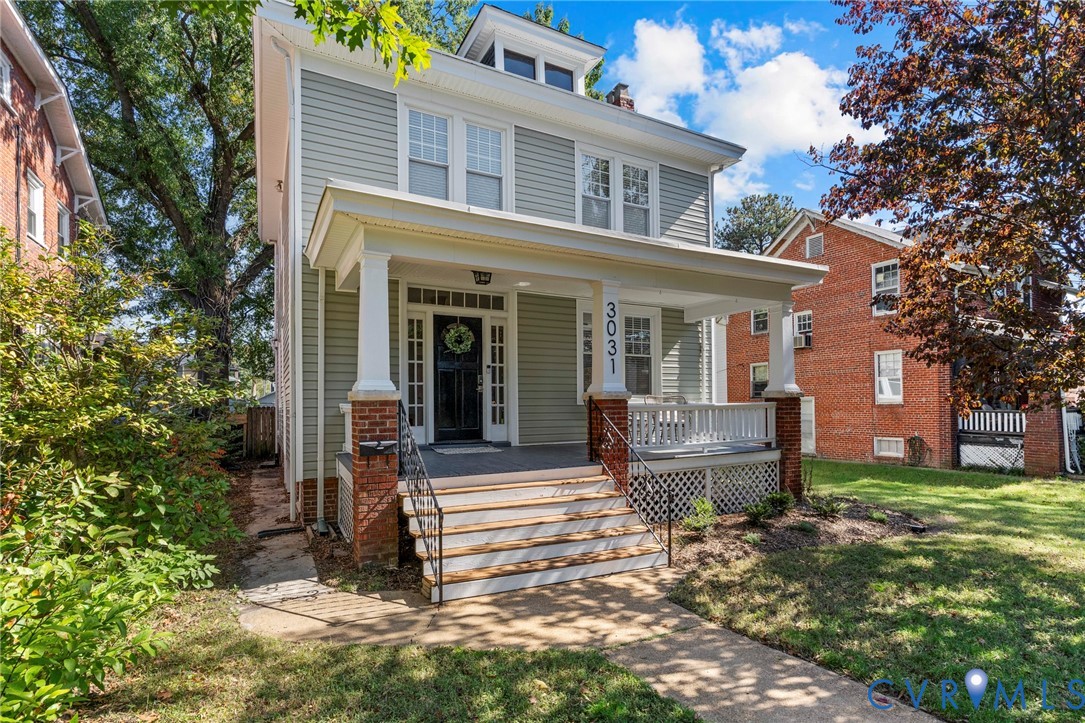 3031 Montrose Ave