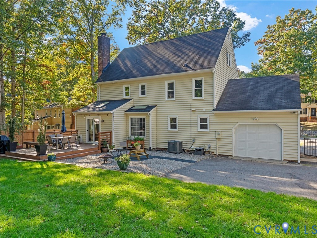 507 Glenpark Ln
