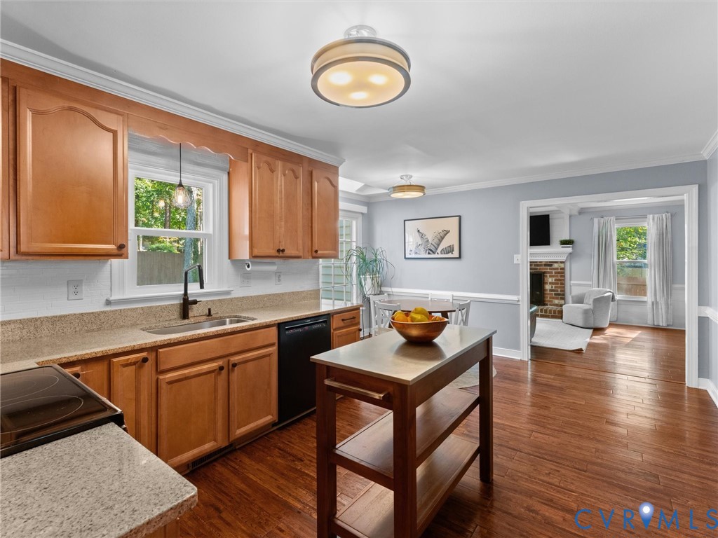 507 Glenpark Ln