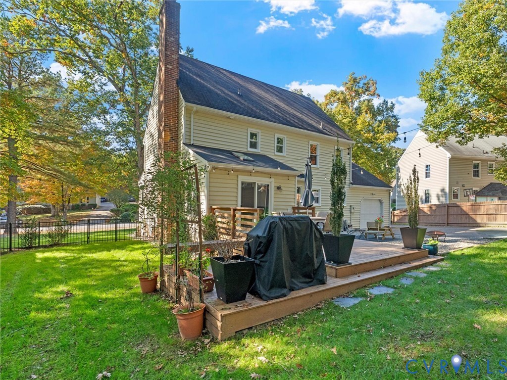 507 Glenpark Ln