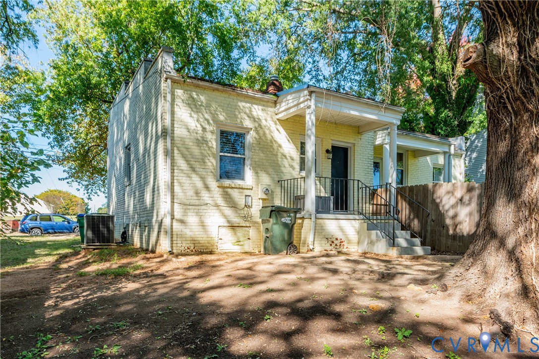 421 S Allen Ave