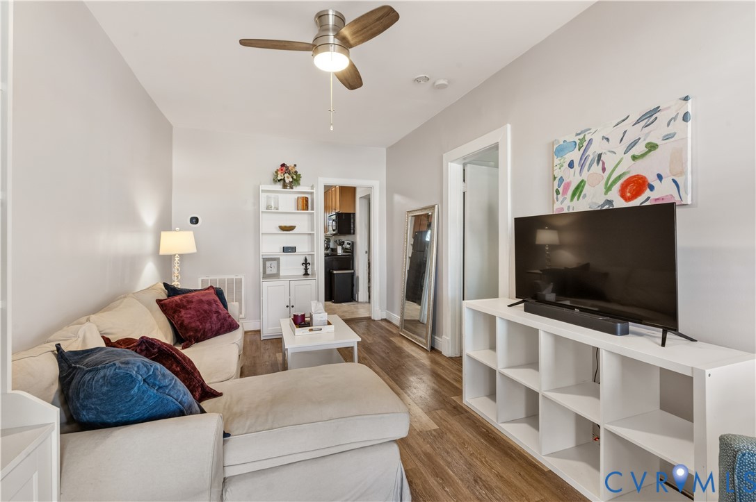 421 S Allen Ave