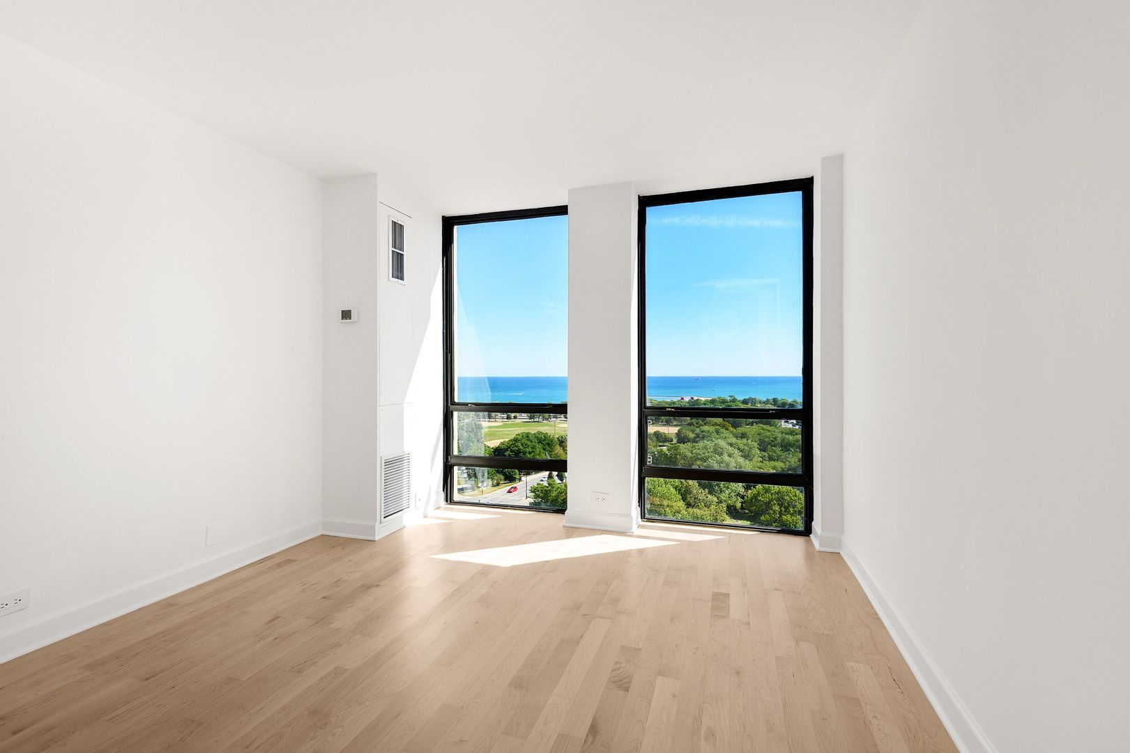 1660 N LaSalle Street Unit: 1611