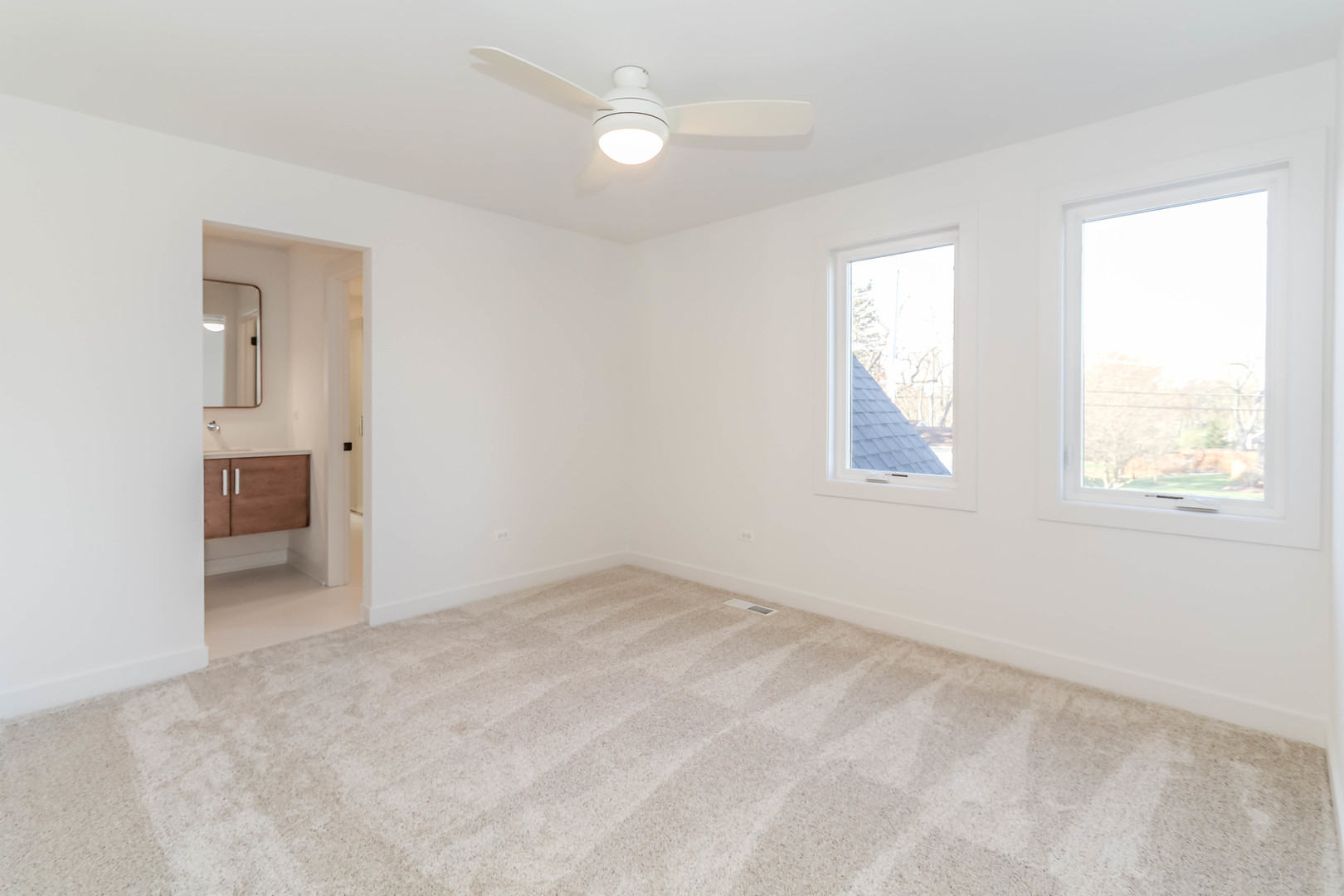 15 Pinnacle Court